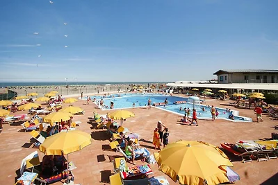 Bungalow a Rosolina-Mare con piscina comune