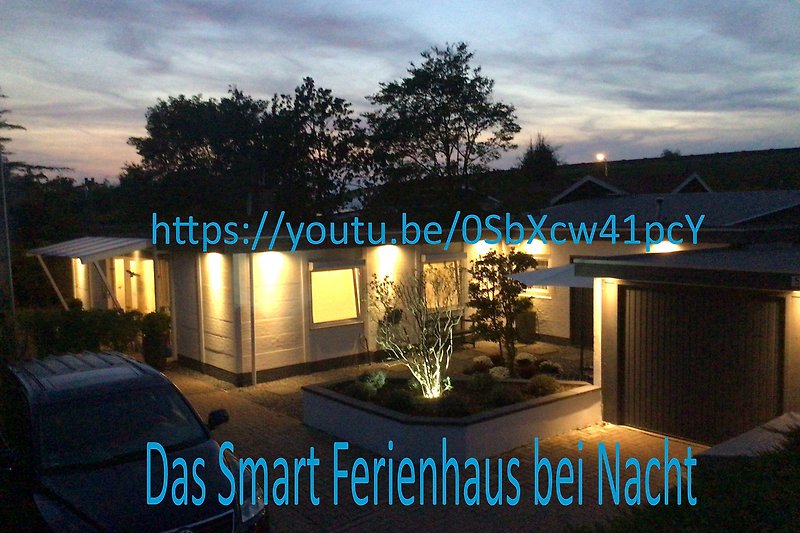 Das Video zum Smart Ferienhaus bei Nacht : https://youtu.be/0SbXcw41pcY