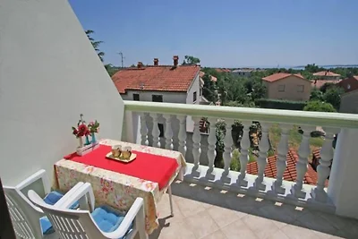 Villa Lo-Mar App A1