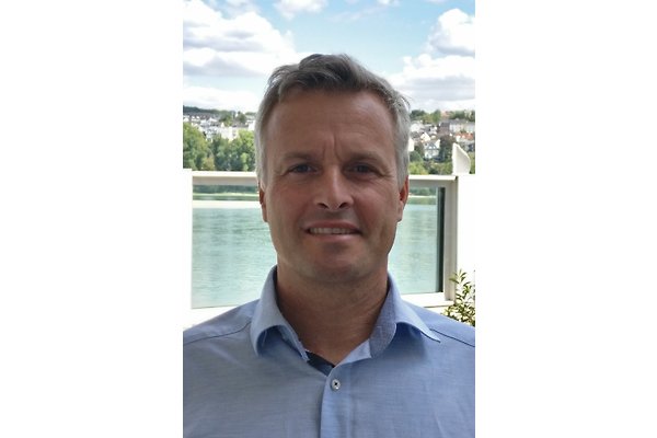 Herr M. Becker Herr M. Becker