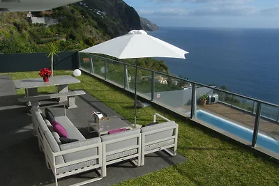 Villa 'Vista do Mar'
