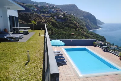 Villa 'Vista do Mar'