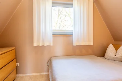 Domek letniskowy w ogrodzie