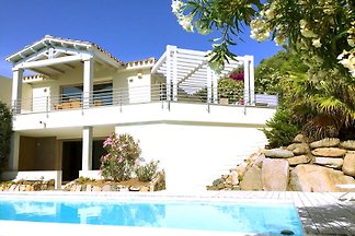 Villa Incanto, Terra Mala