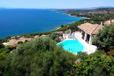 Villa Paradiso, Terra Mala