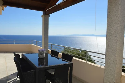 Villa Paradiso, Terra Mala