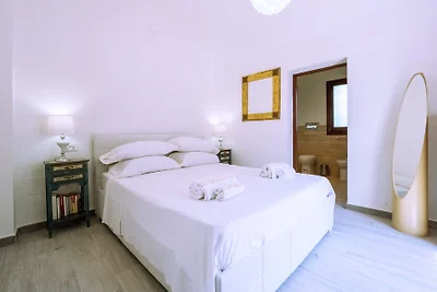 Villa Dharma, Torre delle Stelle