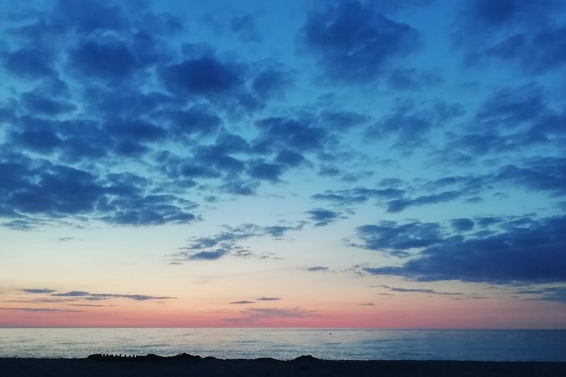 Grandioser Sonnenuntergang am Strand