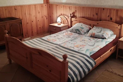 Domek całoroczny, Nadole