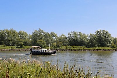 Campingplatz "IJsselweide" am Wasser