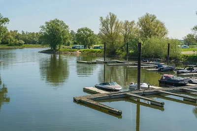 Campingplatz "IJsselweide" am Wasser