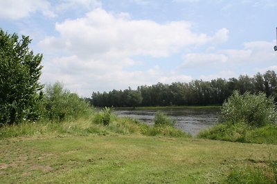 Campingplatz "IJsselweide" am Wasser