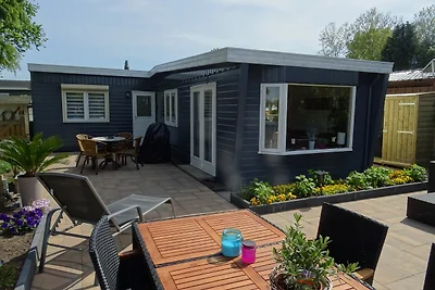 Oeverland Chalet Komfort am Wasser | 4...