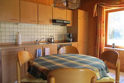 Casa nella foresta a Polz