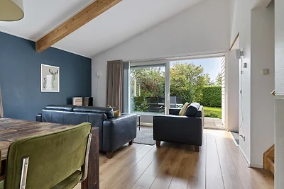 Huis Specht, ruime tuin op zuiden