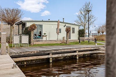 Luxe Houseboat