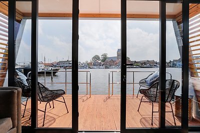 Luxe Houseboat Smûk
