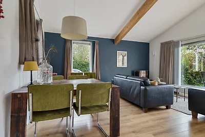 Huis Specht, ruime tuin op zuiden