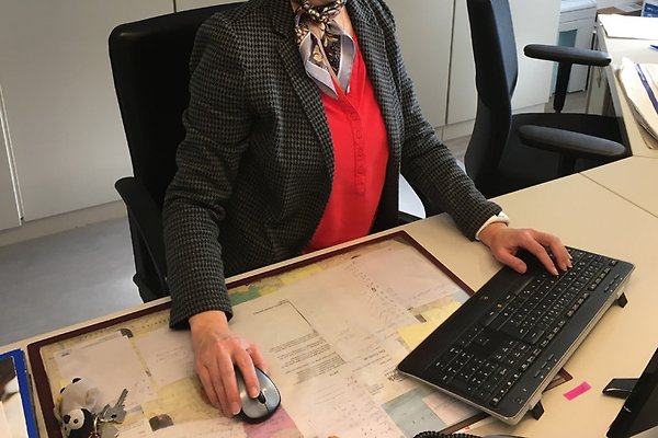 Frau A. Funck Frau A. Funck