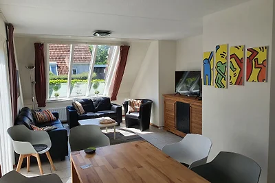 Haus am See, großes Grundstück