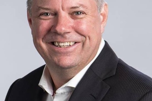 Mr. W. Hazenbroek Mr. W. Hazenbroek