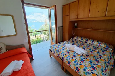 Lorena Haus nur 10 meter zum See