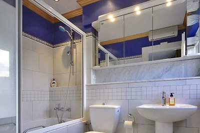 VILLA MARJAN, 3 bdr-3bath-parking