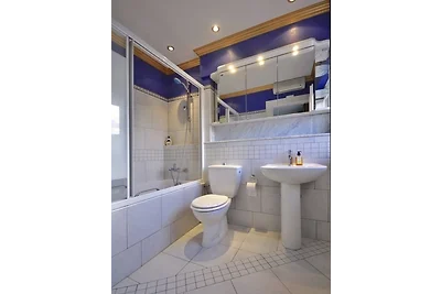 VILLA MARJAN, 3 bdr-3bath-parking