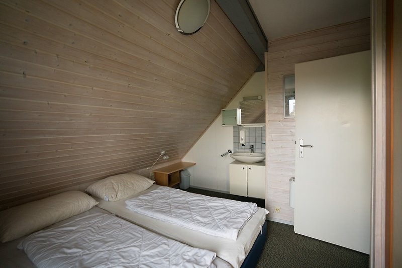 Schlafzimmer Doppelbett 
