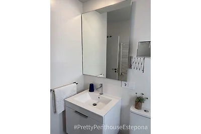 Pretty Penthouse Estepona