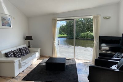 Aquaronde 123, Bungalow