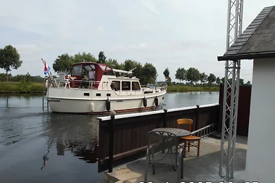 Ferienhaus direkt am Wasser