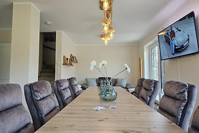 Großes Doppelhaus Xena und Liv