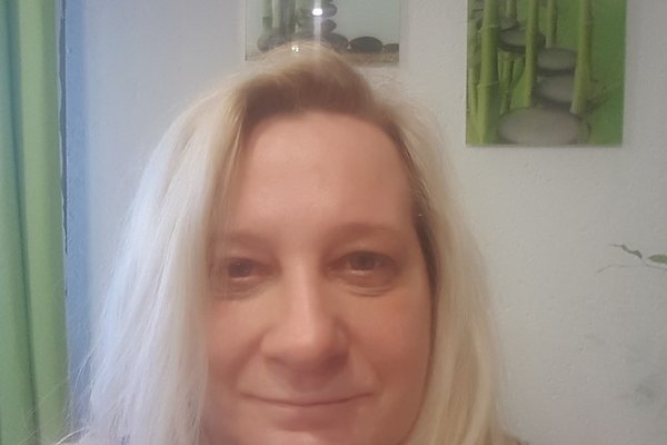 Frau J. Kreitmeier Frau J. Kreitmeier