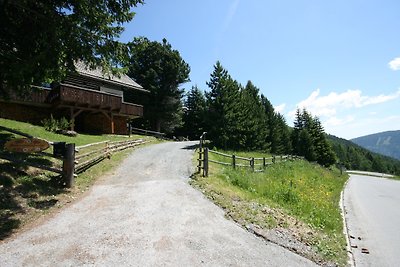 Sechszirbenhütte in Falkertsee