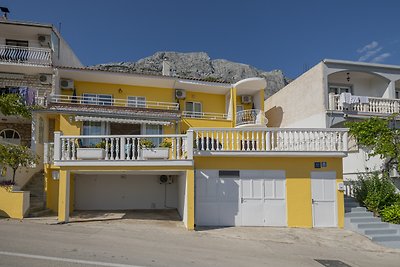 Apartman Lucija mit Meerblick