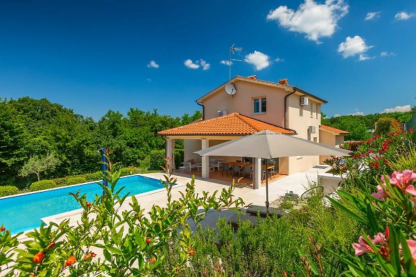 Casa vacanze Tinjan