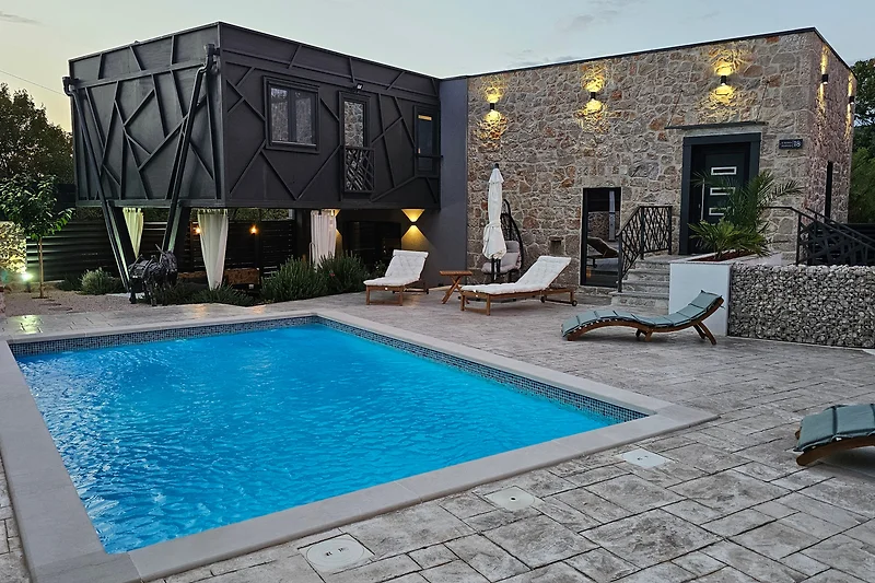 Outdoor area