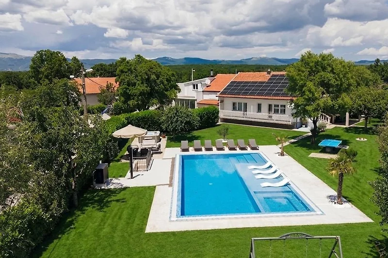 Outdoor area