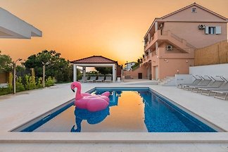 Sea view Villa Summer 2 by Villas Guide