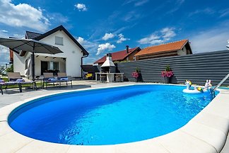 Villa Dom&San by Villas Guide