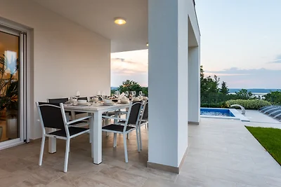 Villa Zarra by Villas Guide