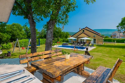 Villa Tea - Makarska by Villas Guide