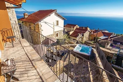 Holiday home Zora with whirpool by Villas...