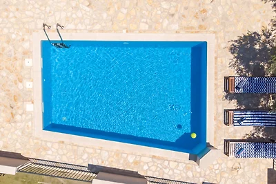 Villa Hilltop View - Split by Villas Guide