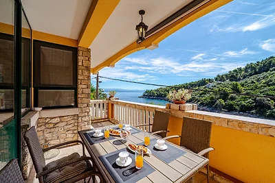APARTMAN ÐONI 1 by Villas Guide