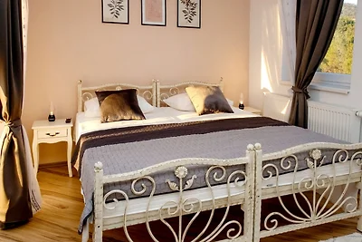 Whitestone Villa by Villas Guide