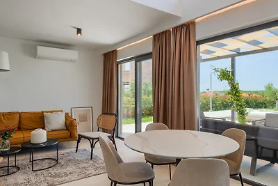 Villa Petrush by Villas Guide