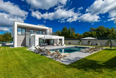 Villa Sever by Villas Guide