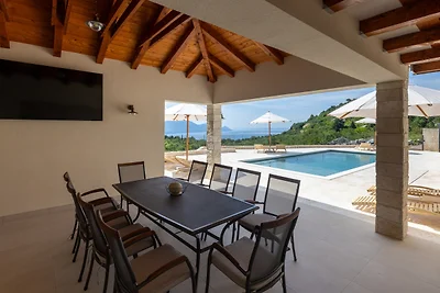 Villa Mikic by Villas Guide